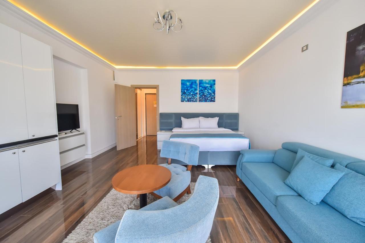 White Tower Private Apartment Beach View 马马亚 外观 照片